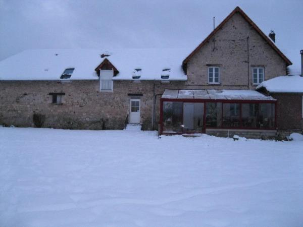 Вилла Au Jardin Fleuri Vauxaillon Экстерьер фото